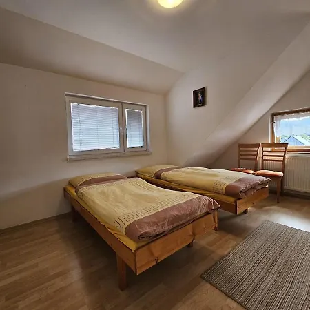 Spacious By The Mountains - 9 Beds Daire