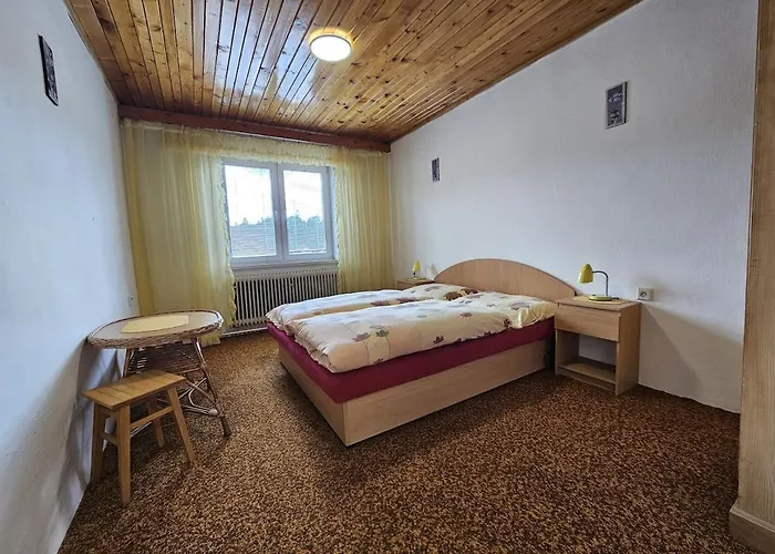 Spacious By The Mountains - 9 Beds Daire Tvrdosin