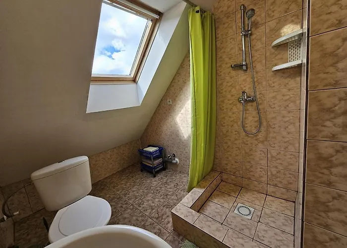 Spacious By The Mountains - 9 Beds Daire Tvrdosin